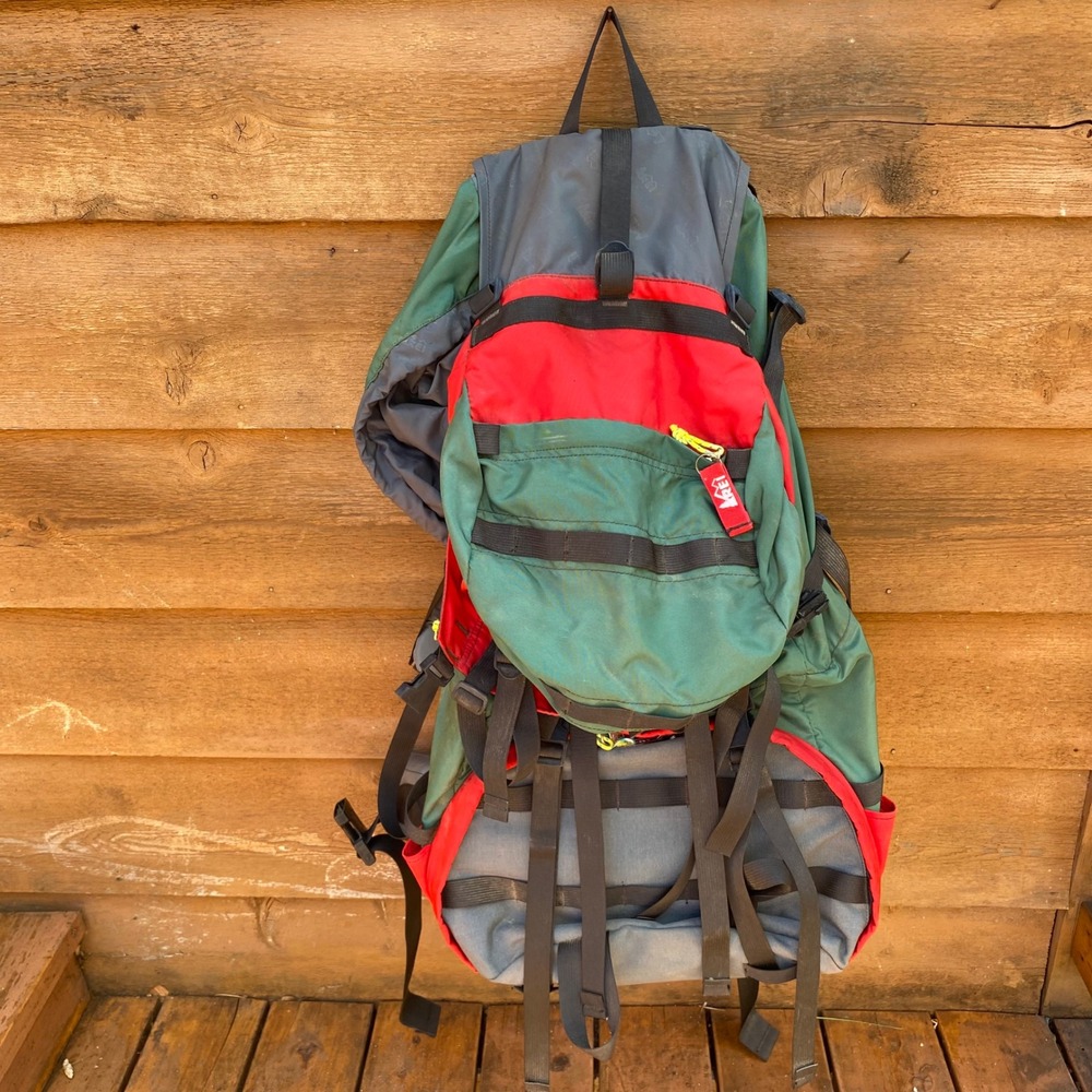 REI Vintage Internal Frame Backpacking Rucksack Green Red Grey Large Hiking Pack